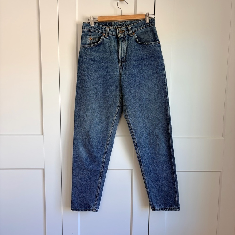 Levi's Women's Orange Tab Relaxed Fit Tapered Leg Blue Jeans | 7 Short